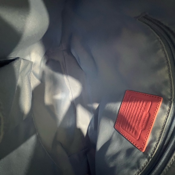 Coach Heritage Chelsea Signature shoulder bag with pink leather trim F16481 NWOT - Picture 13 of 16